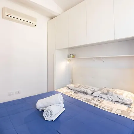 Vale Du Port -cozy Sea View- Apartment *